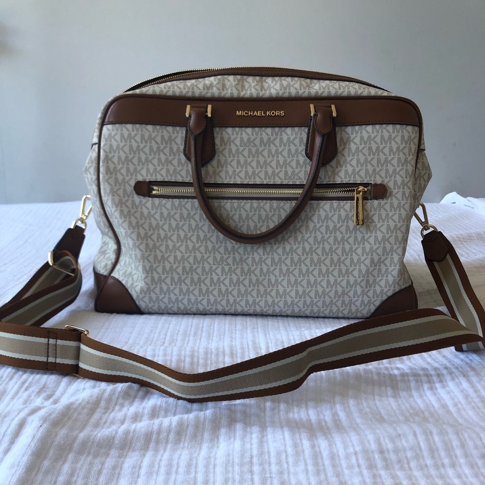 Michael Kors Weekend Bag - BRAND NEW